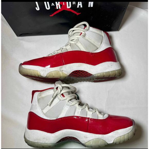 Size 9 - Nike Air Jordan 11 Retro Cherry Men's Shoes Ships Now - Picture 3 of 10
